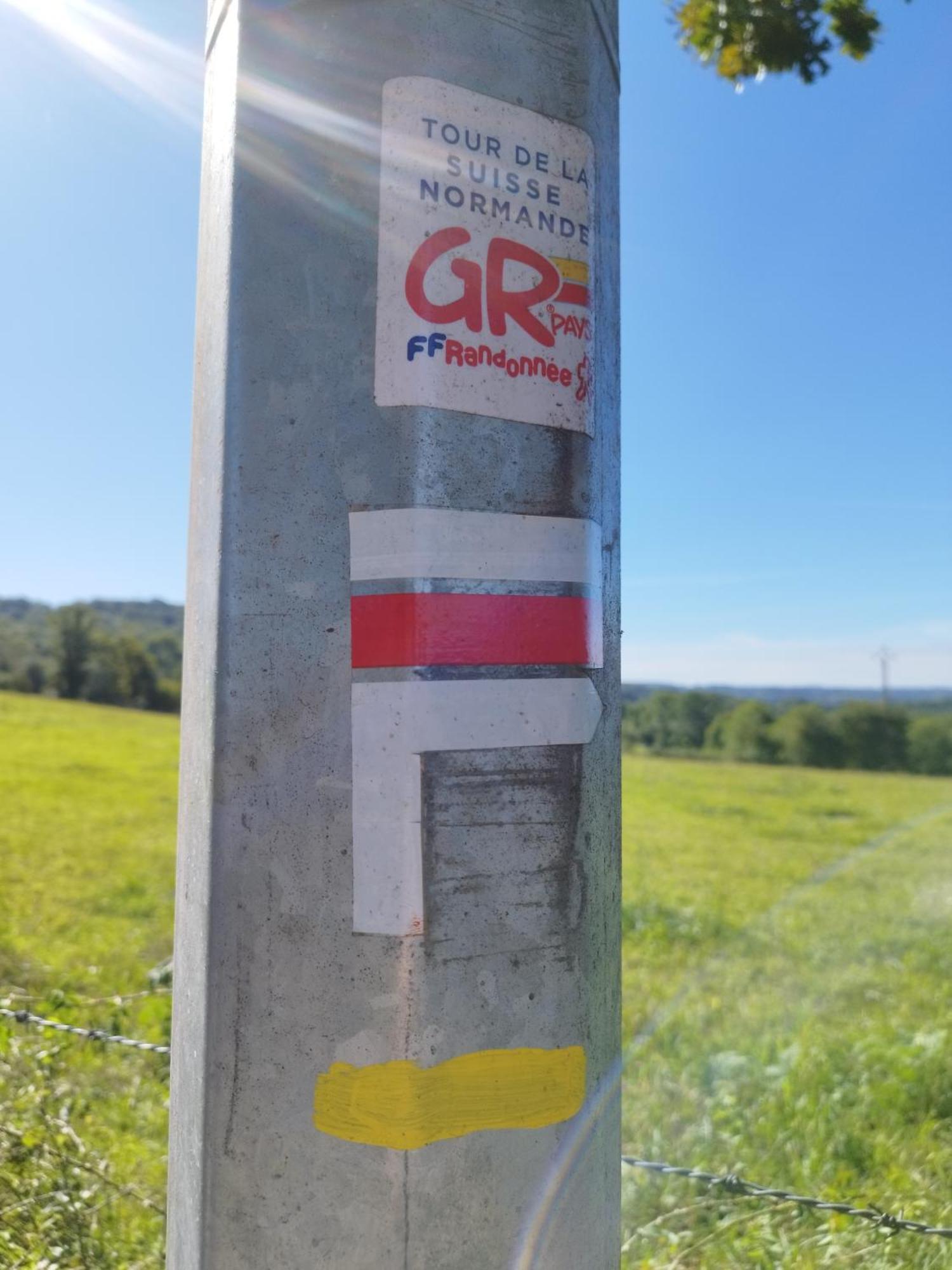 Chalet Des Roches Roche D'Oetre Suisse Normande Saint-Philbert-sur-Orne Екстер'єр фото